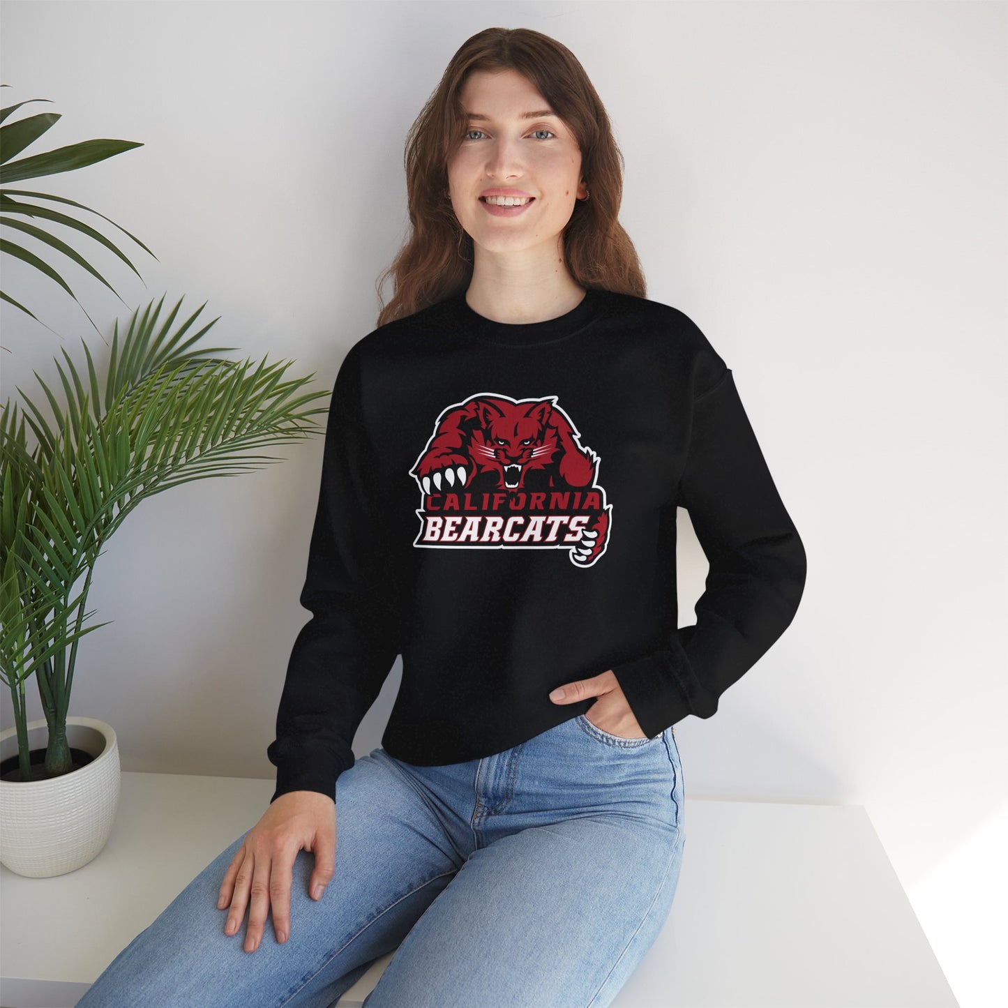 05-001 California Bearcats Unisex Heavy Blend™ Crewneck Sweatshirt (Black)